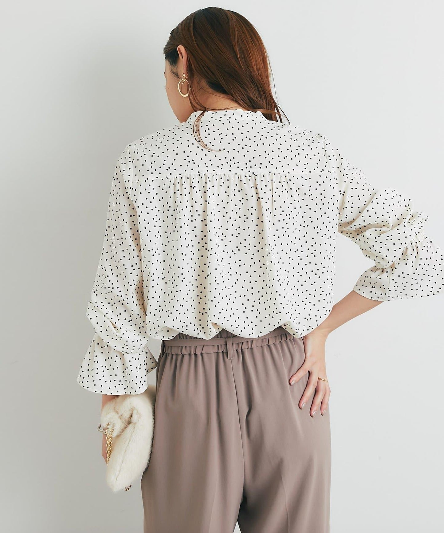 優雅氣質前襟荷葉邊雪紡襯衫