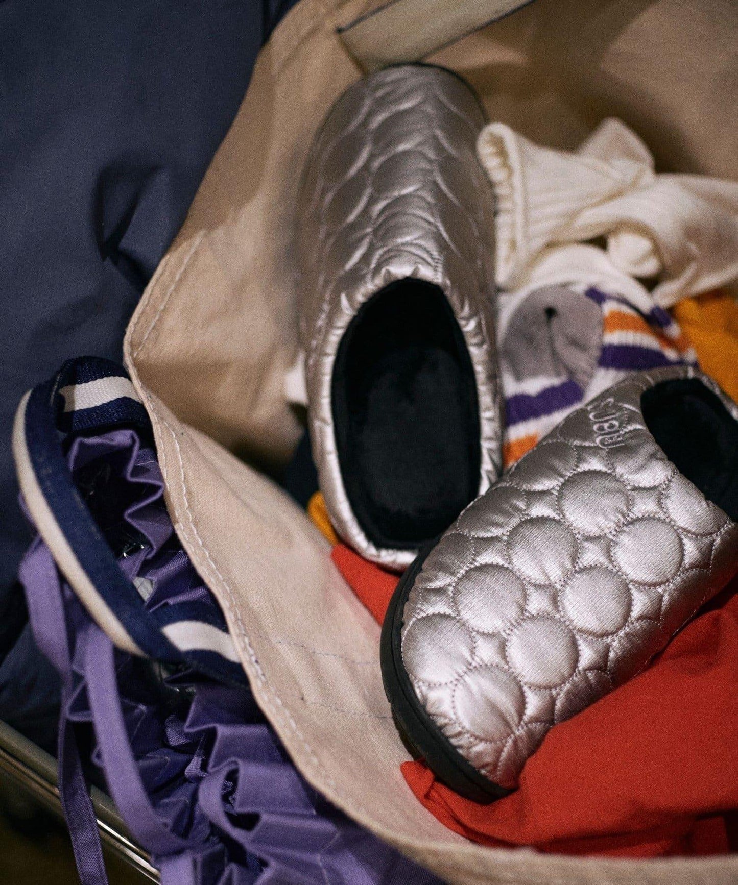 【SUBU】ORIGINALS Circle 冬季保暖拖鞋 男女通用