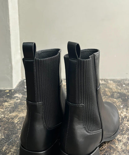 【人氣話題鞋款再度登場！】羅紋拼接短靴