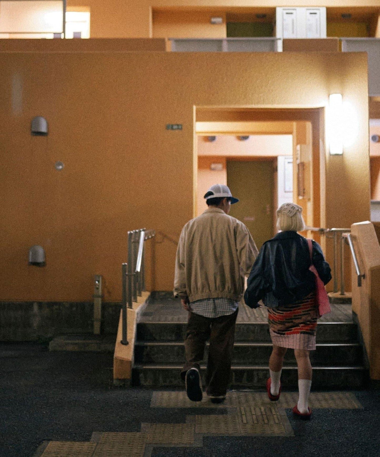 【SUBU】ORIGINALS F-line 冬季拖鞋 男女通用