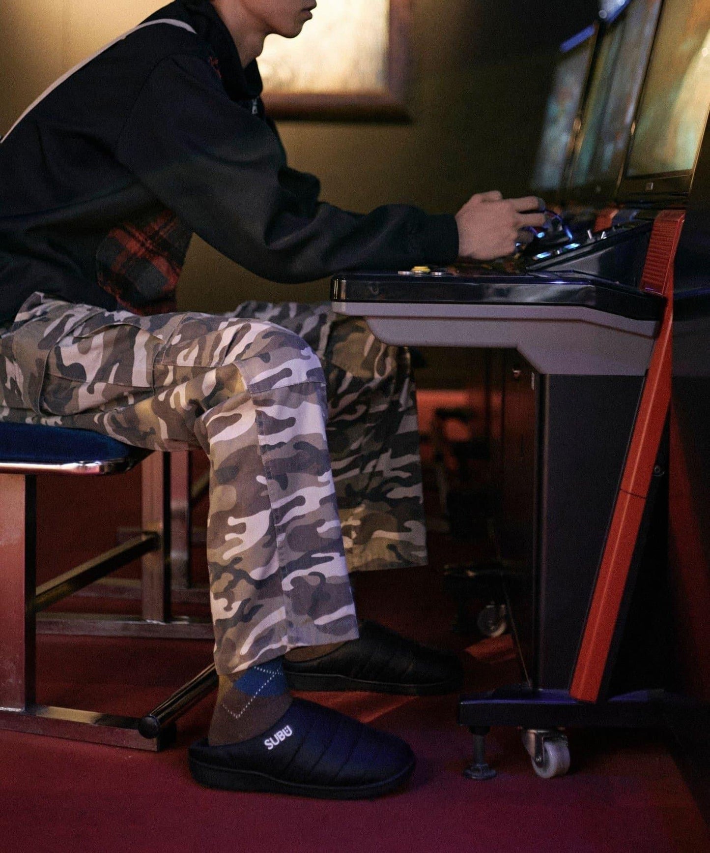 【SUBU】ORIGINALS F-line 冬季拖鞋 男女通用