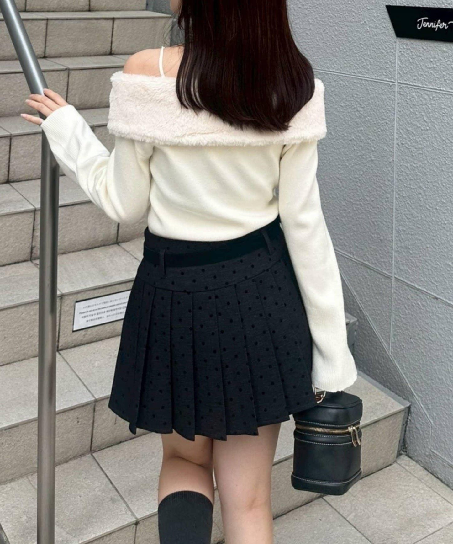 配有波點腰帶百褶迷你裙