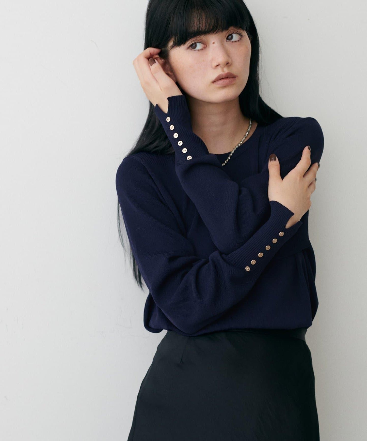 袖口小紐扣簡約針織衫