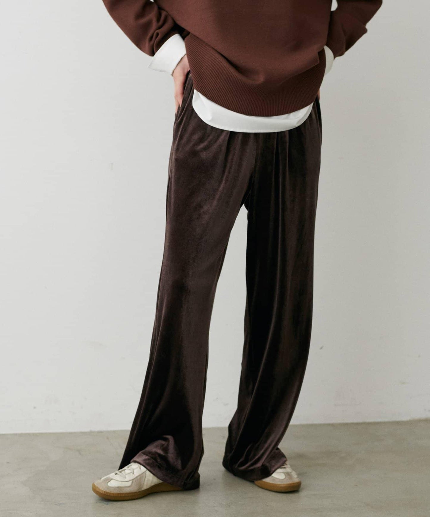 側邊拼接天鵝絨長褲