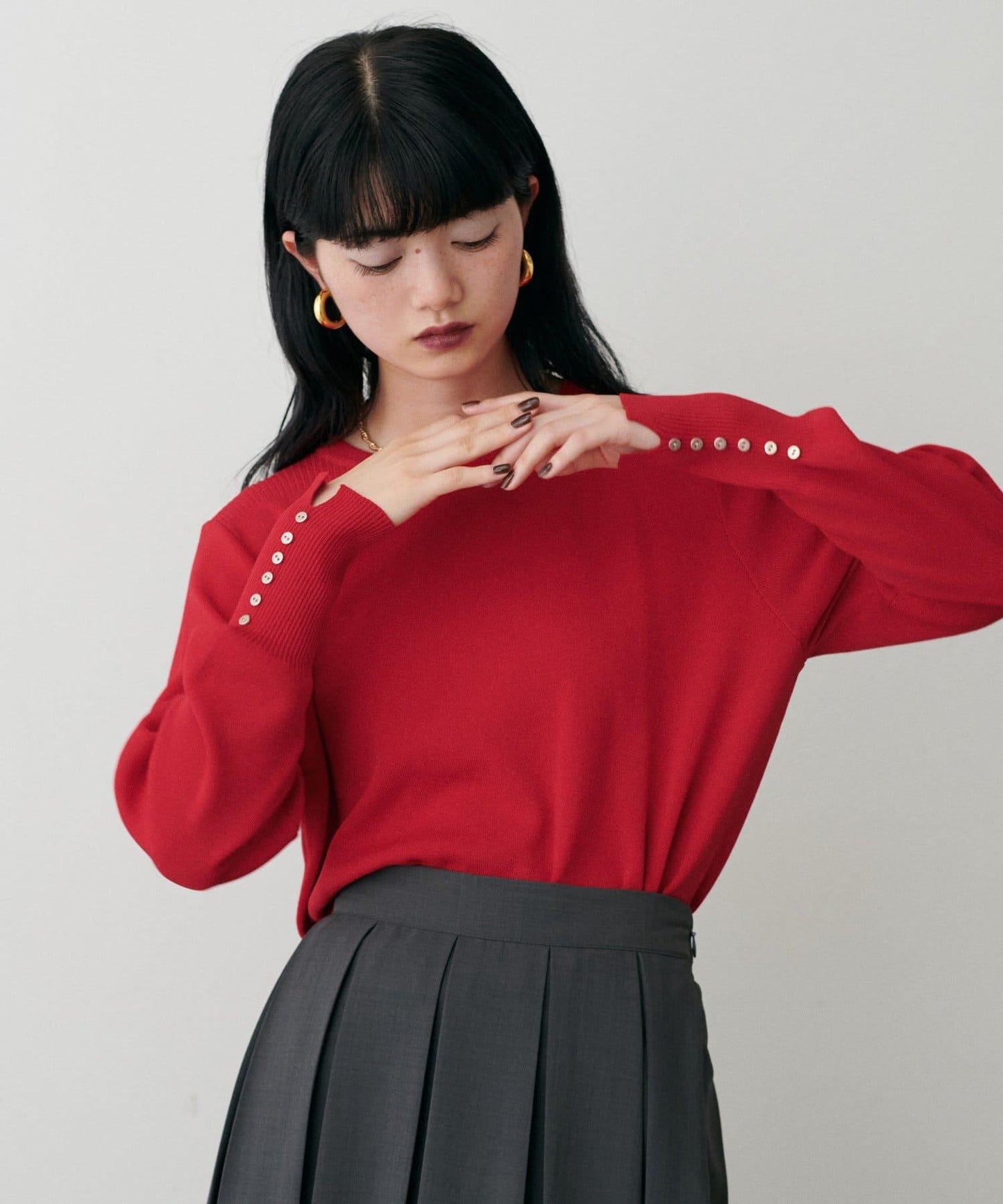 袖口小紐扣簡約針織衫