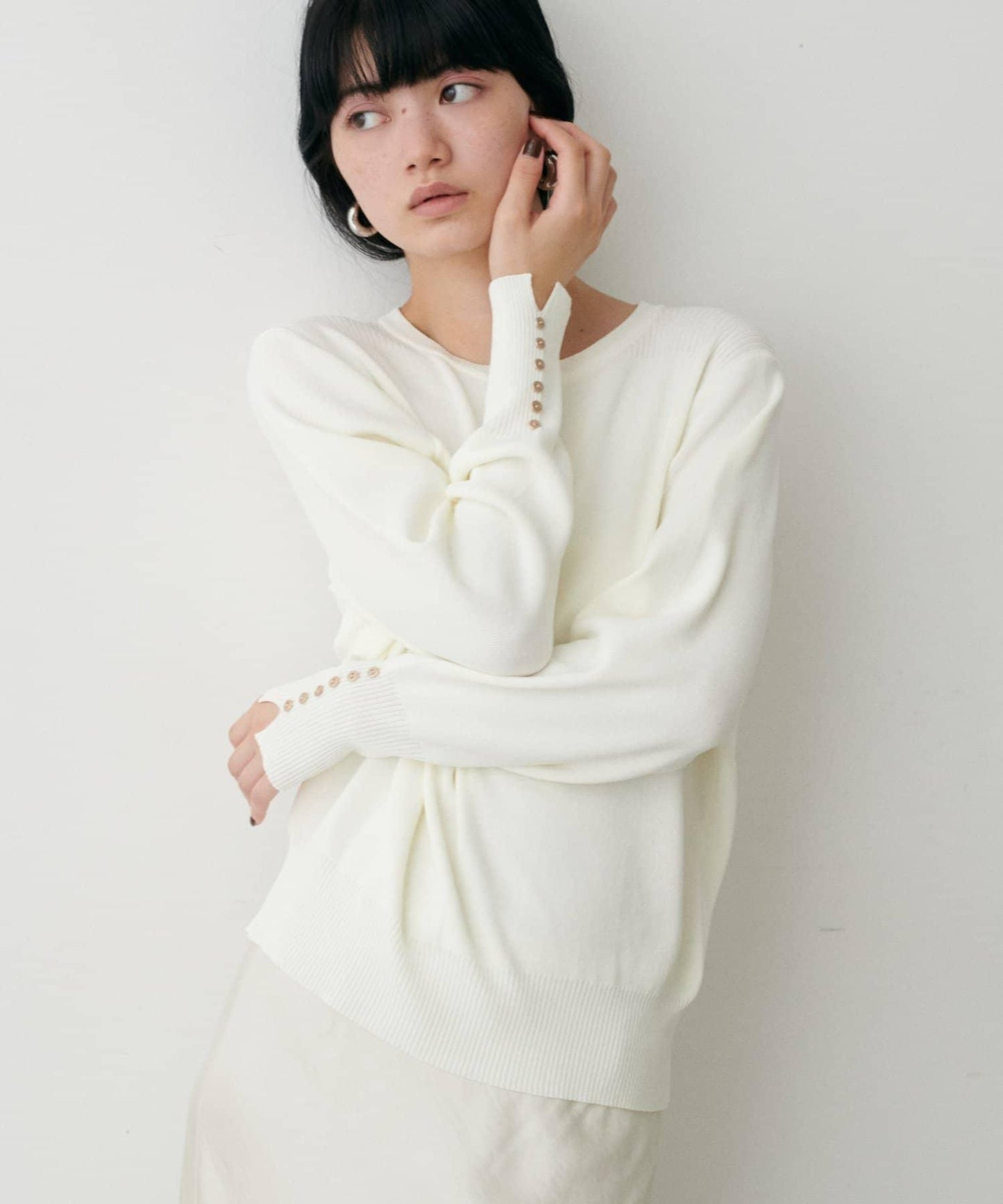 袖口小紐扣簡約針織衫