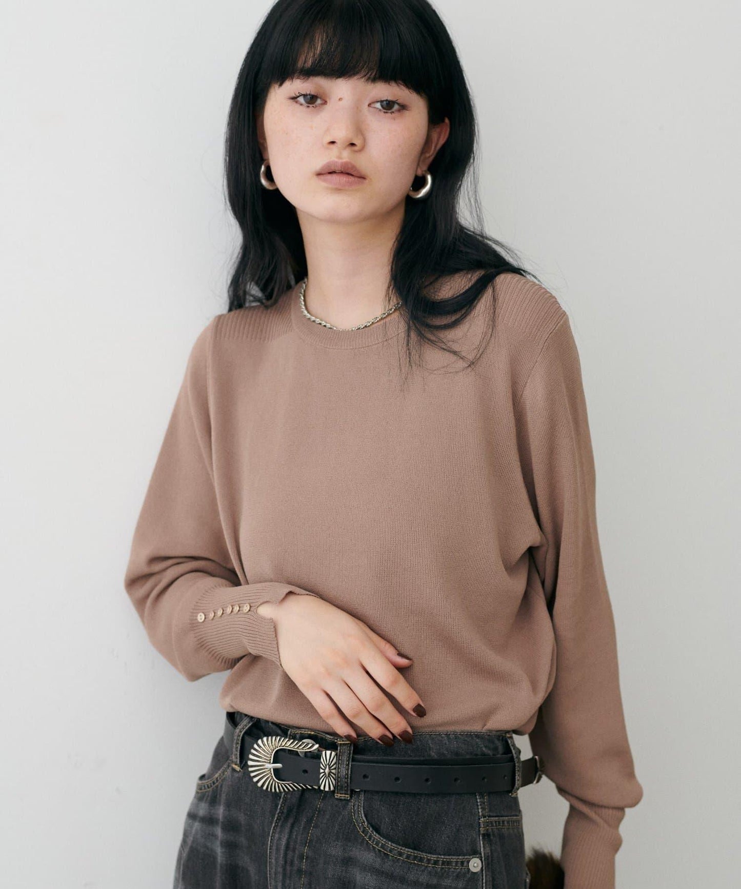 袖口小紐扣簡約針織衫