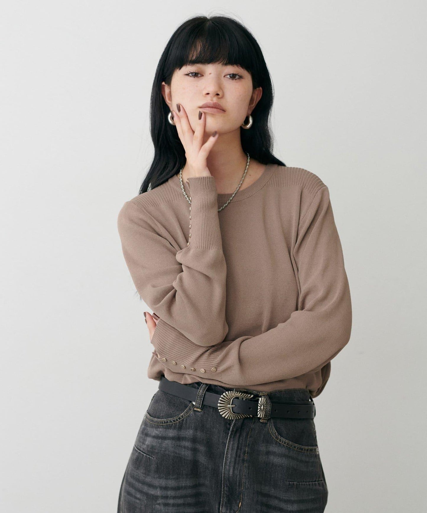 袖口小紐扣簡約針織衫