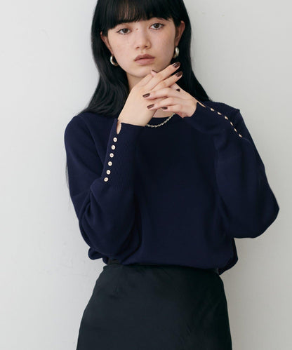 袖口小紐扣簡約針織衫