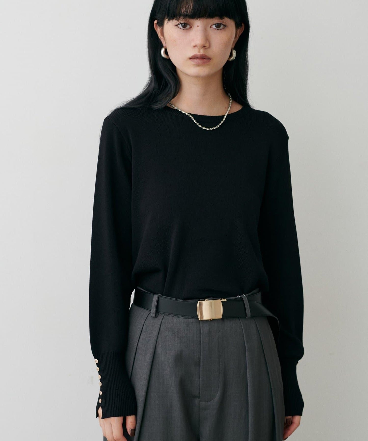 袖口小紐扣簡約針織衫