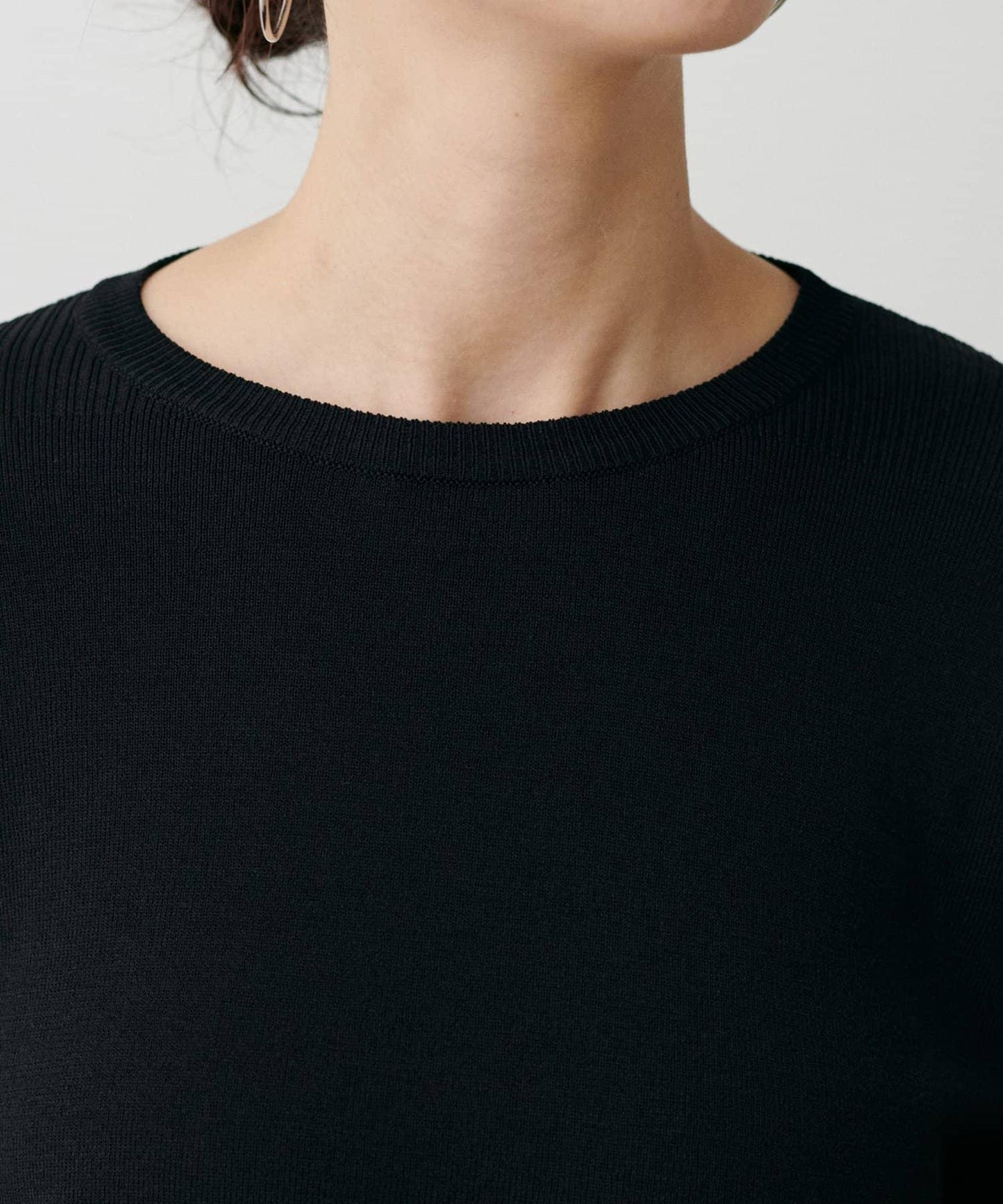 袖口小紐扣簡約針織衫