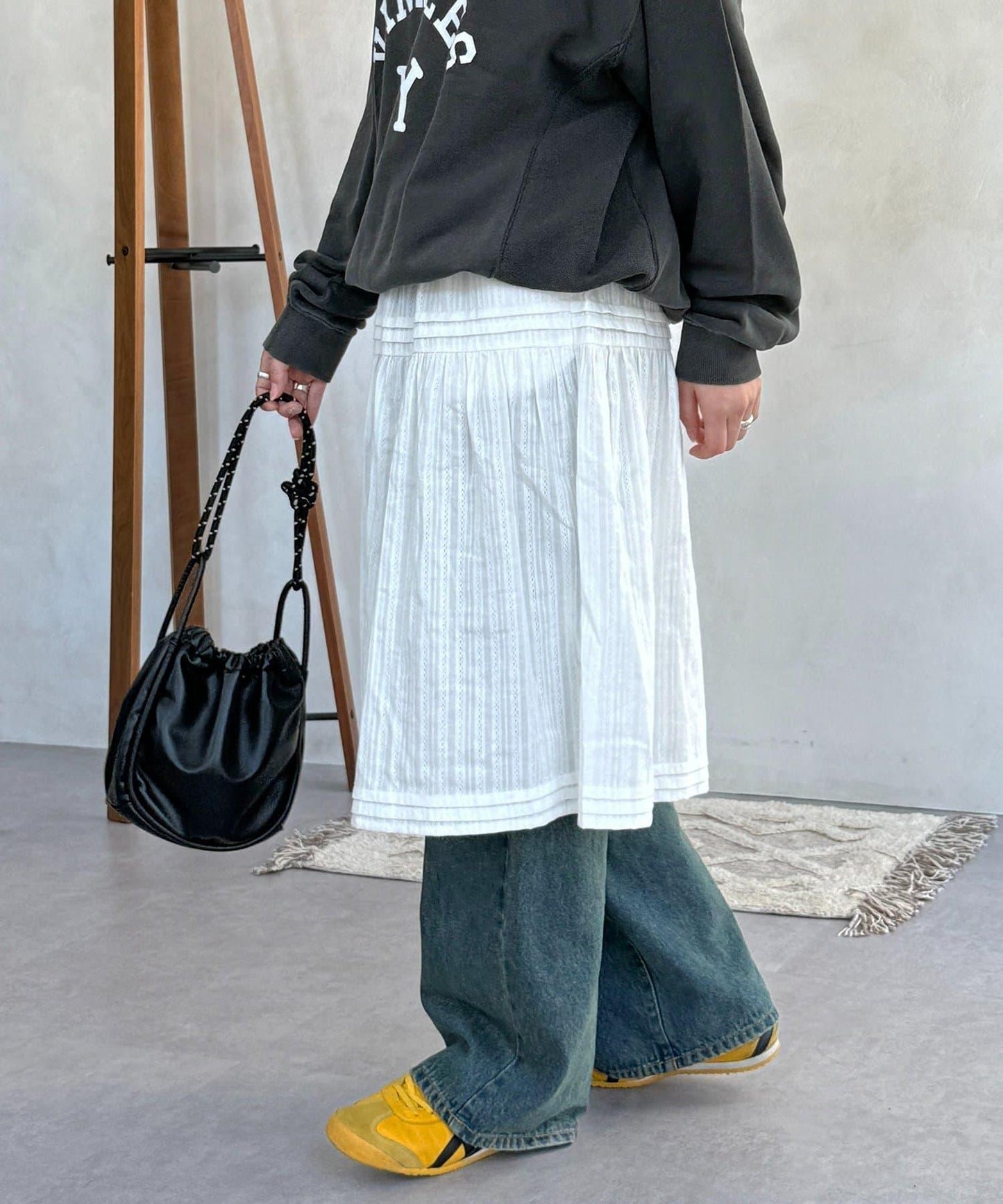 加絨內襯蕾絲裙