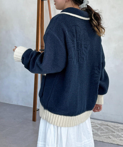 同色系花紋提花開衫