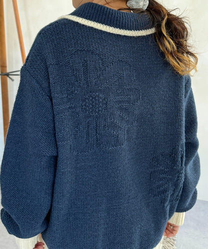 同色系花紋提花開衫