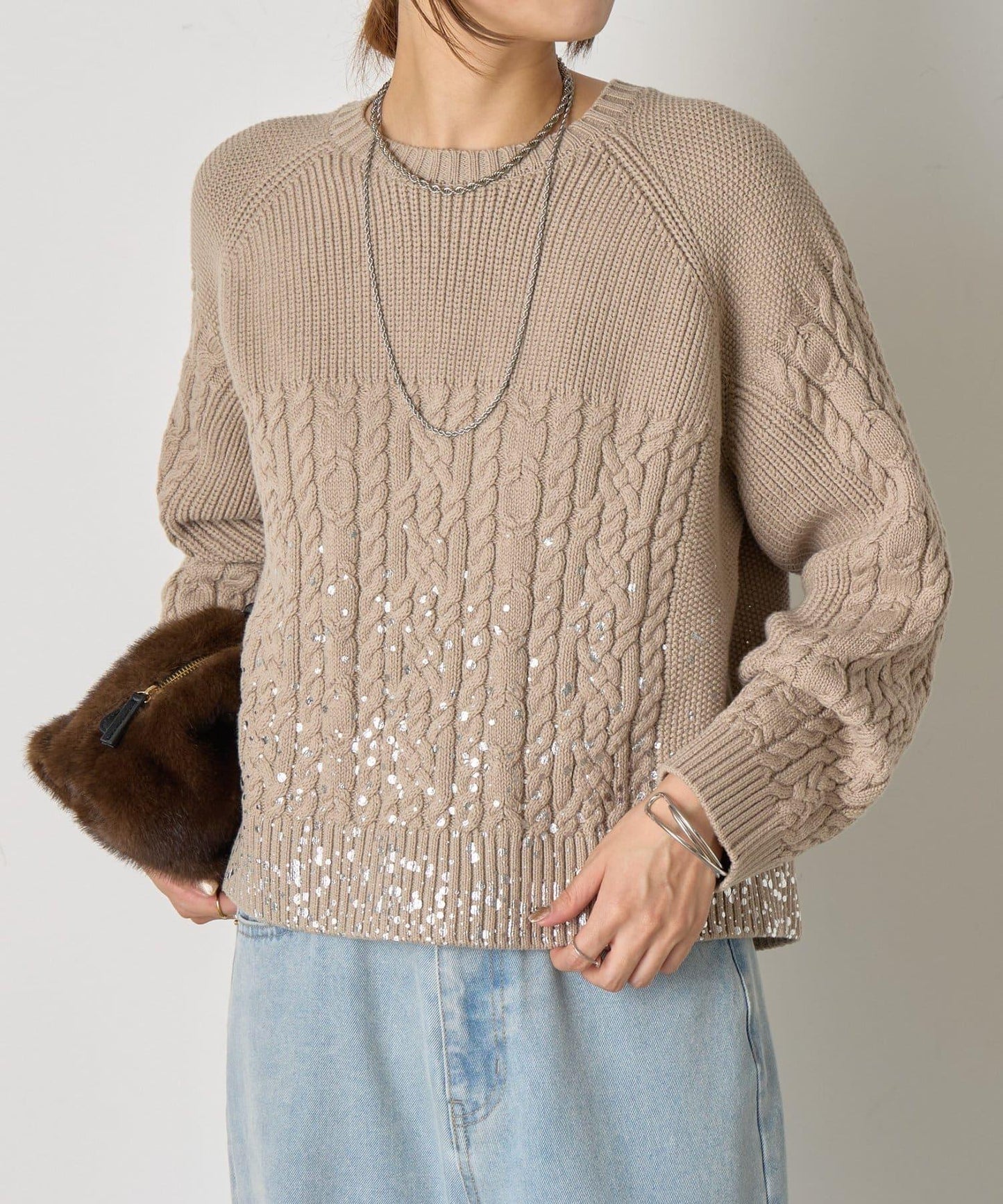 金箔印花麻花針織衫