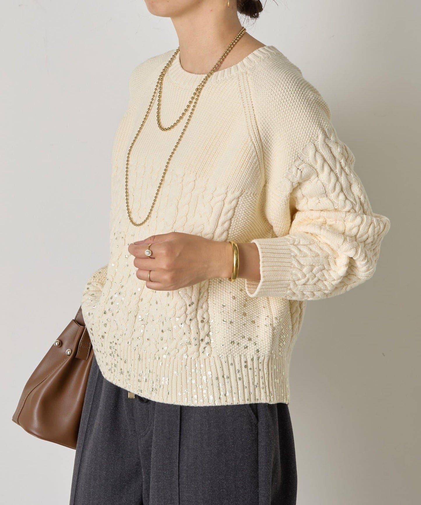 金箔印花麻花針織衫