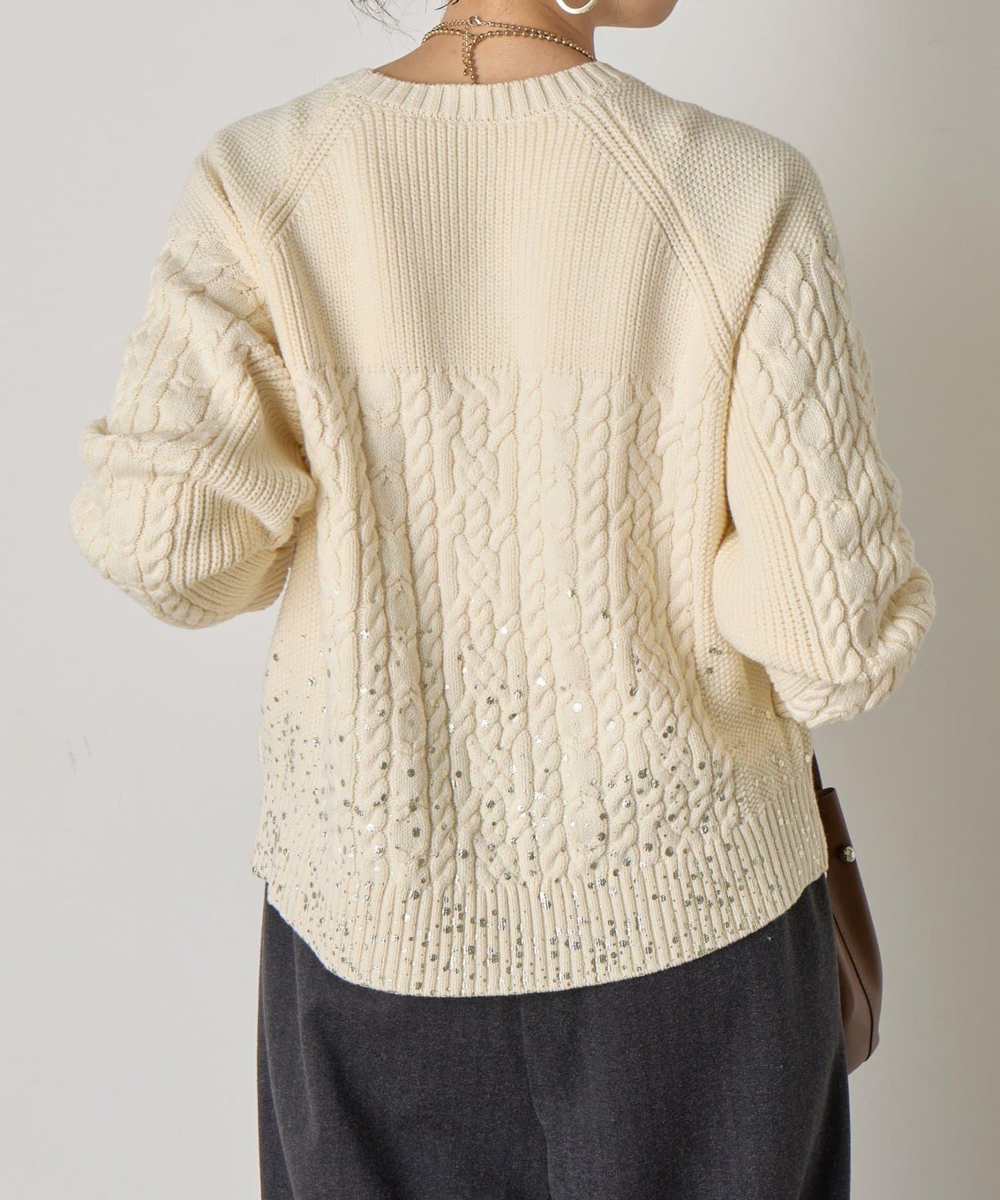 金箔印花麻花針織衫