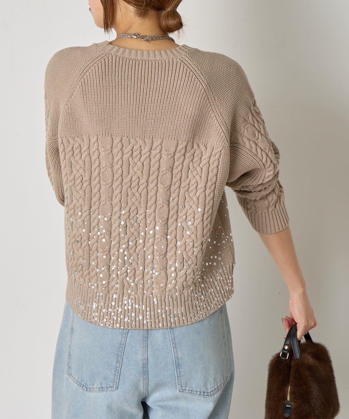 金箔印花麻花針織衫