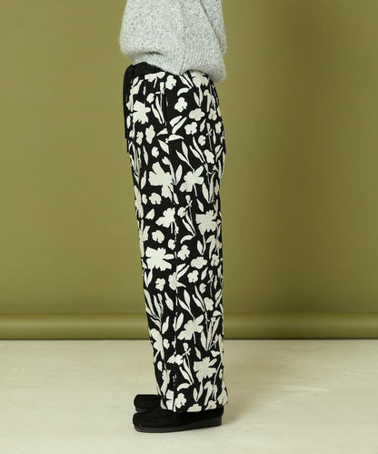 黑白刺繡休閒褲