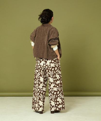 黑白刺繡休閒褲