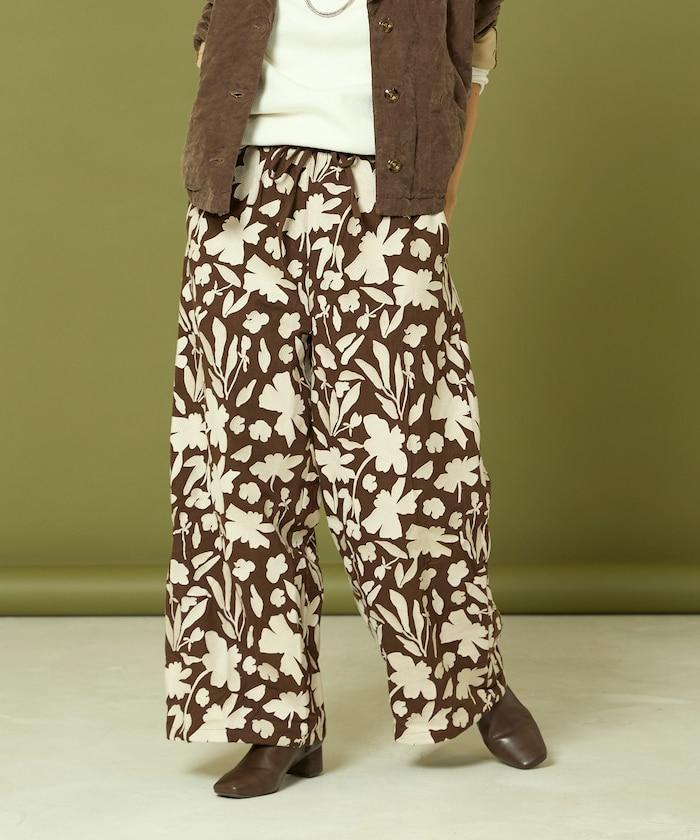 黑白刺繡休閒褲