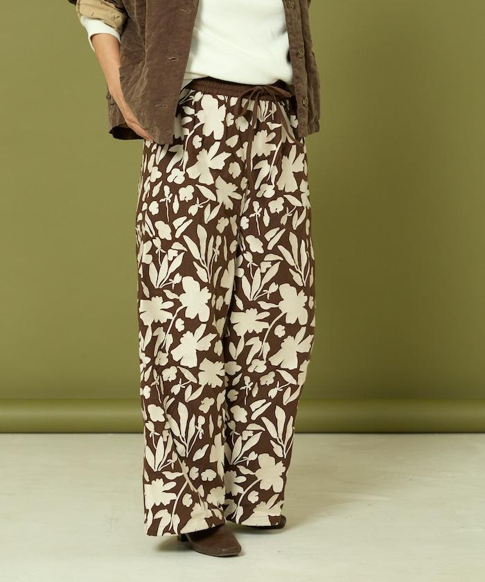 黑白刺繡休閒褲