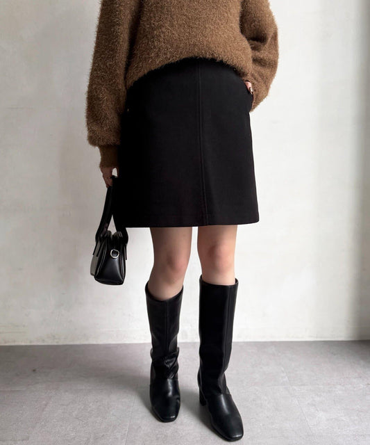 帶鉚釘呢料中長裙