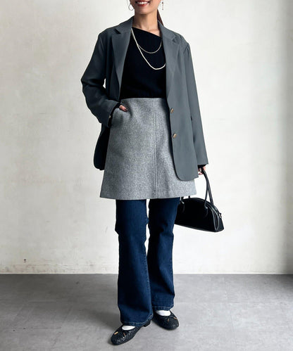 帶鉚釘呢料中長裙