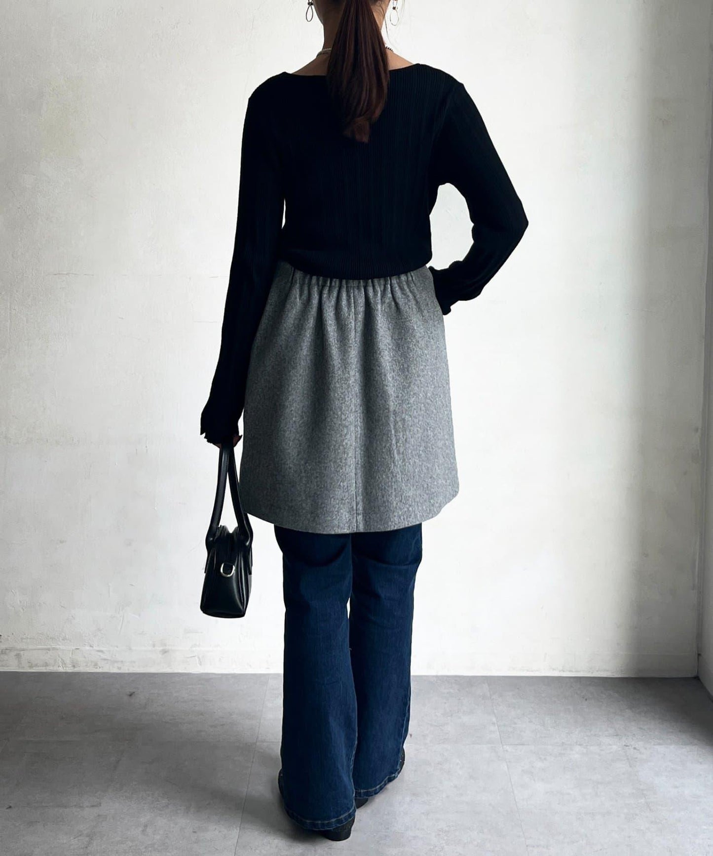 帶鉚釘呢料中長裙