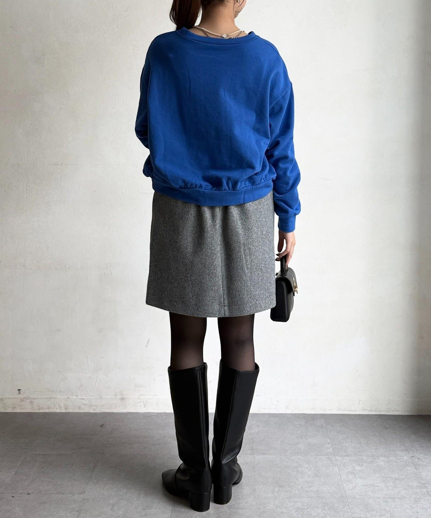 帶鉚釘呢料中長裙