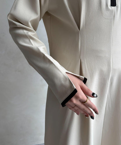 【可用於正式場合】滾邊褶皺連衣裙