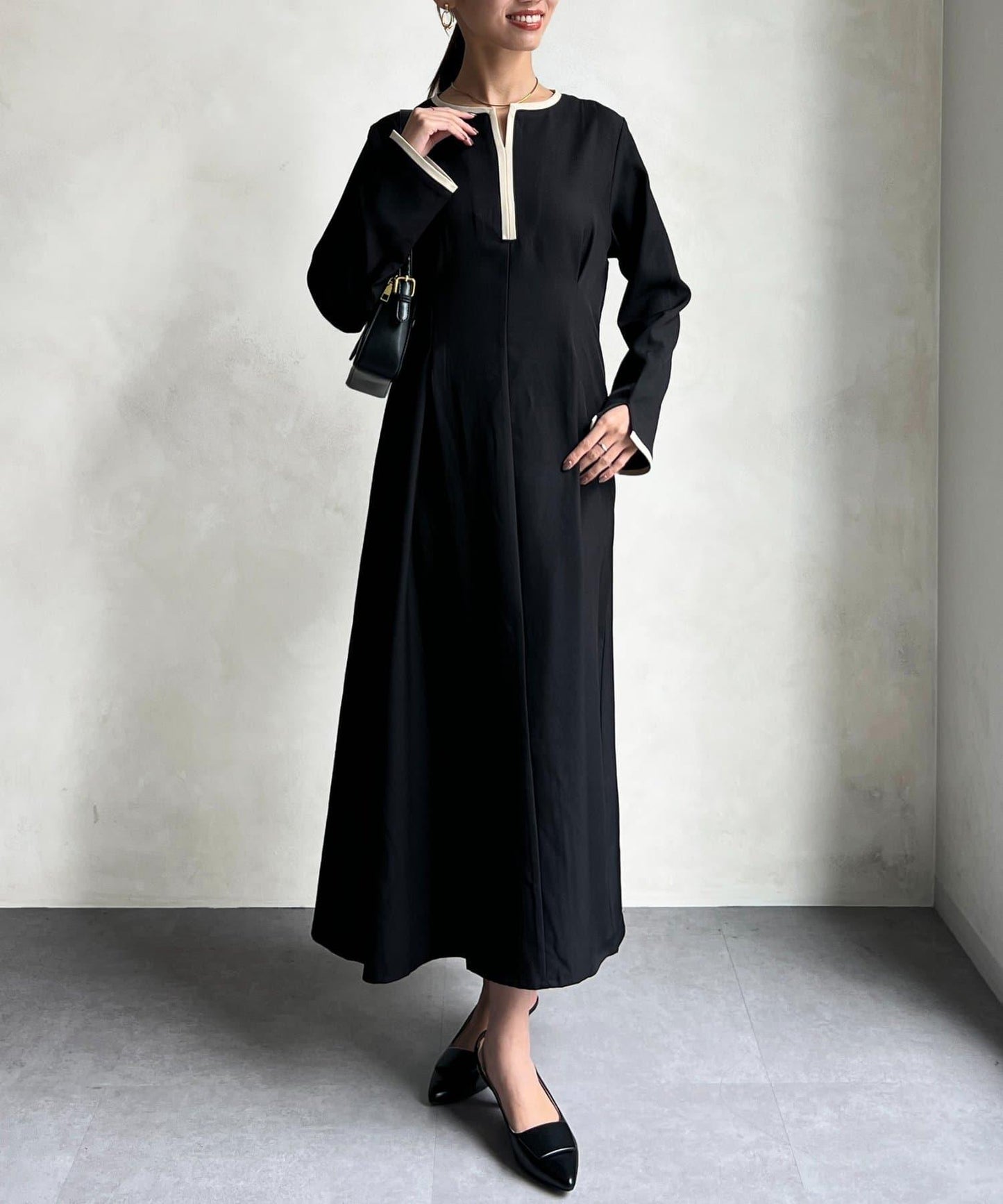 【可用於正式場合】滾邊褶皺連衣裙