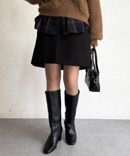 帶鉚釘呢料中長裙