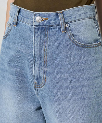 直筒寬鬆牛仔褲