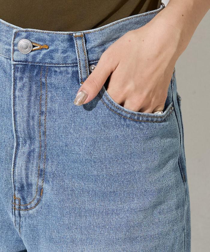 直筒寬鬆牛仔褲