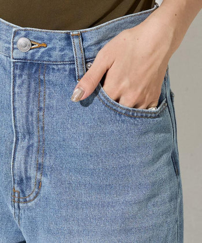 直筒寬鬆牛仔褲