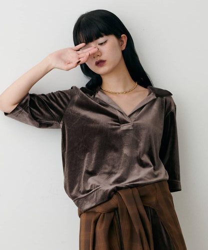 天鵝絨翻領套頭衫