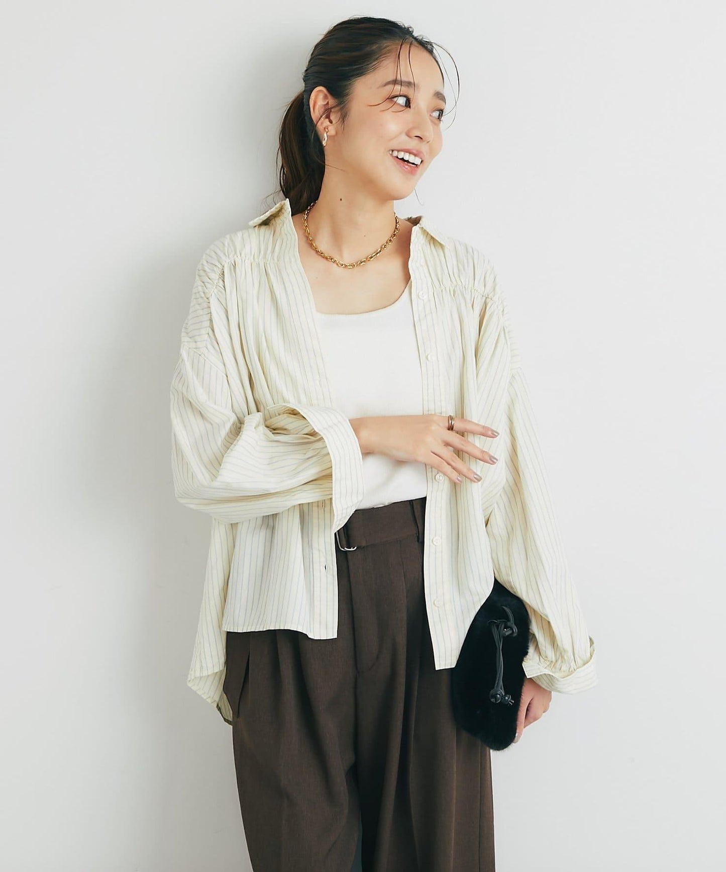 日常百搭褶皺條紋襯衫