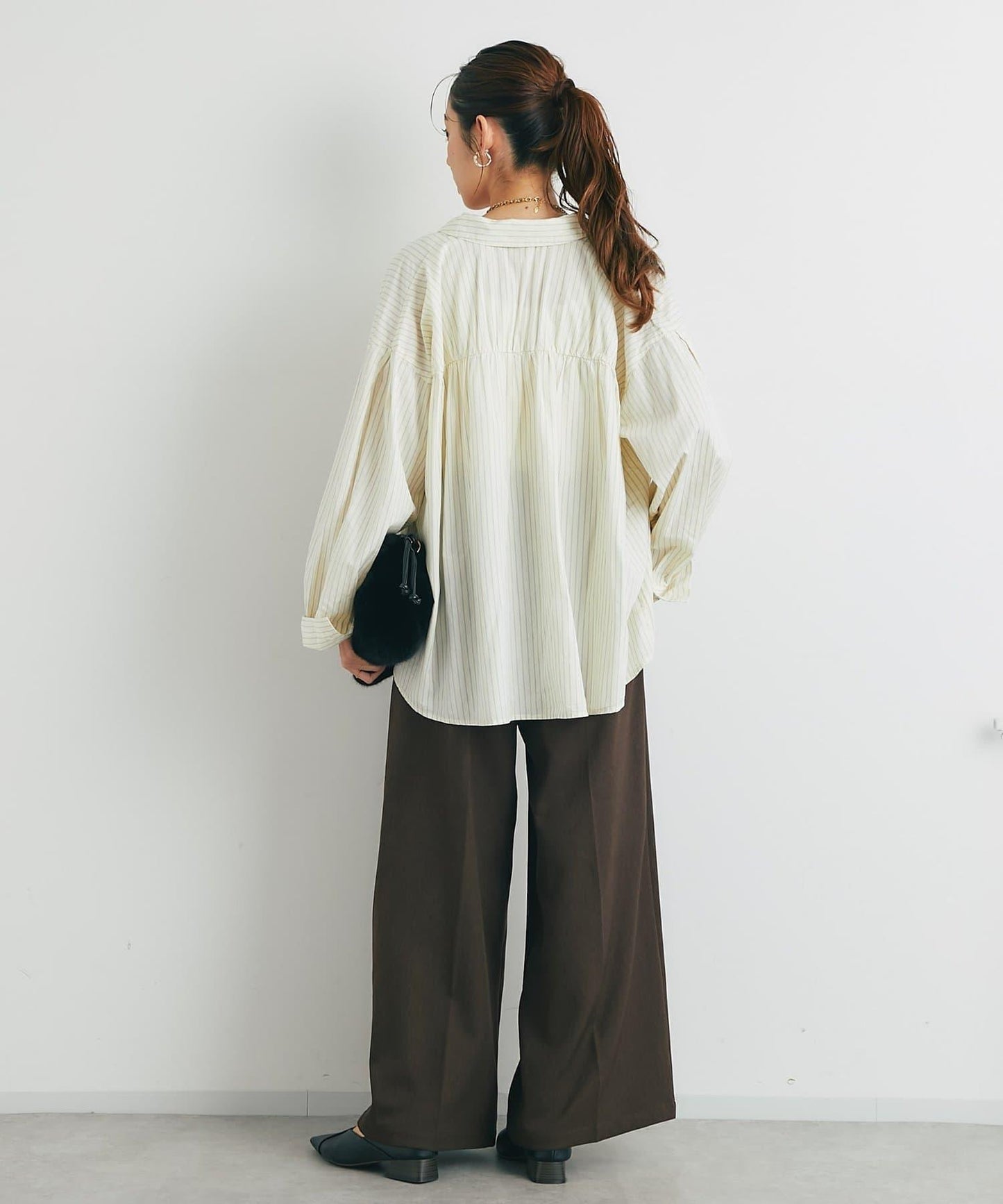 日常百搭褶皺條紋襯衫