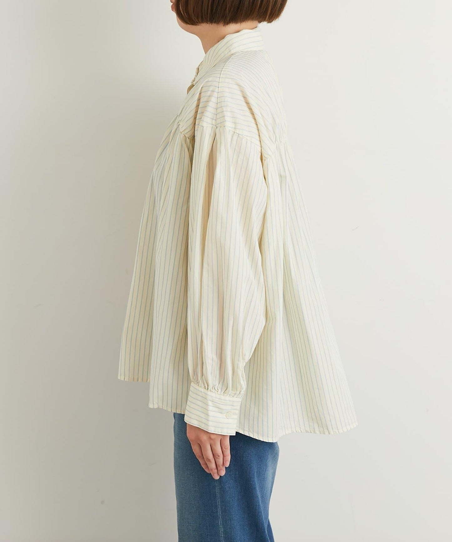 日常百搭褶皺條紋襯衫