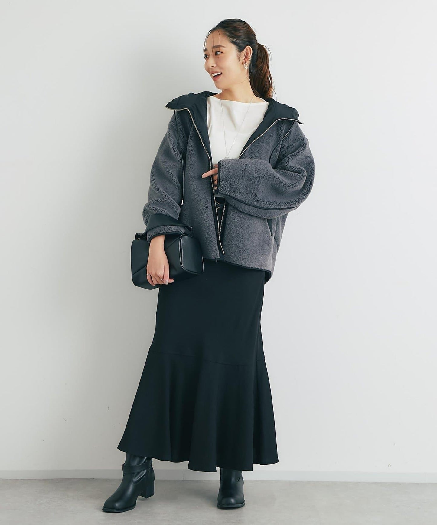 配色連帽羊羔絨大衣