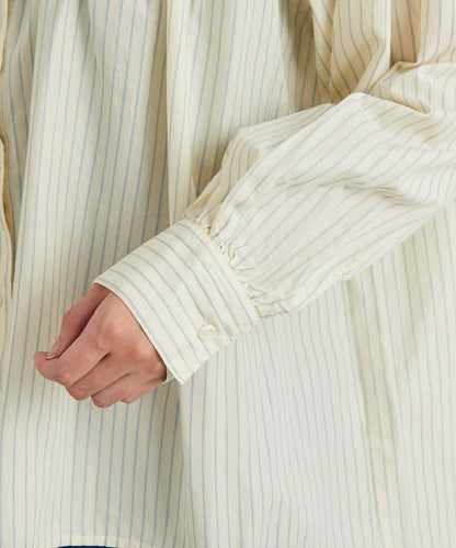 日常百搭褶皺條紋襯衫