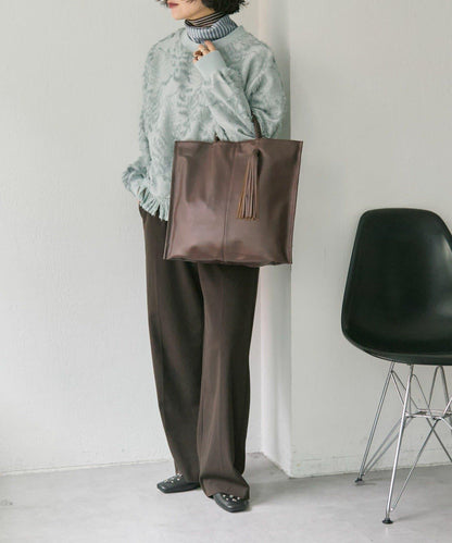 配皮革環雙色條紋圍巾