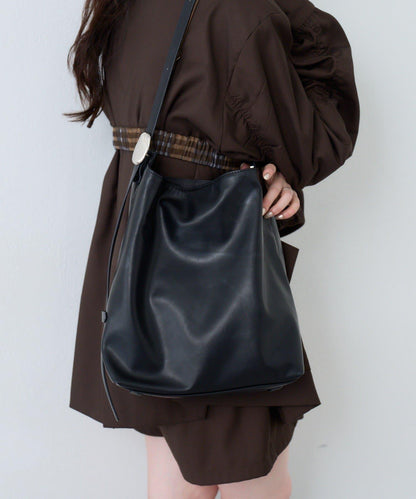 【2WAY/A4尺寸】裝飾單手柄包