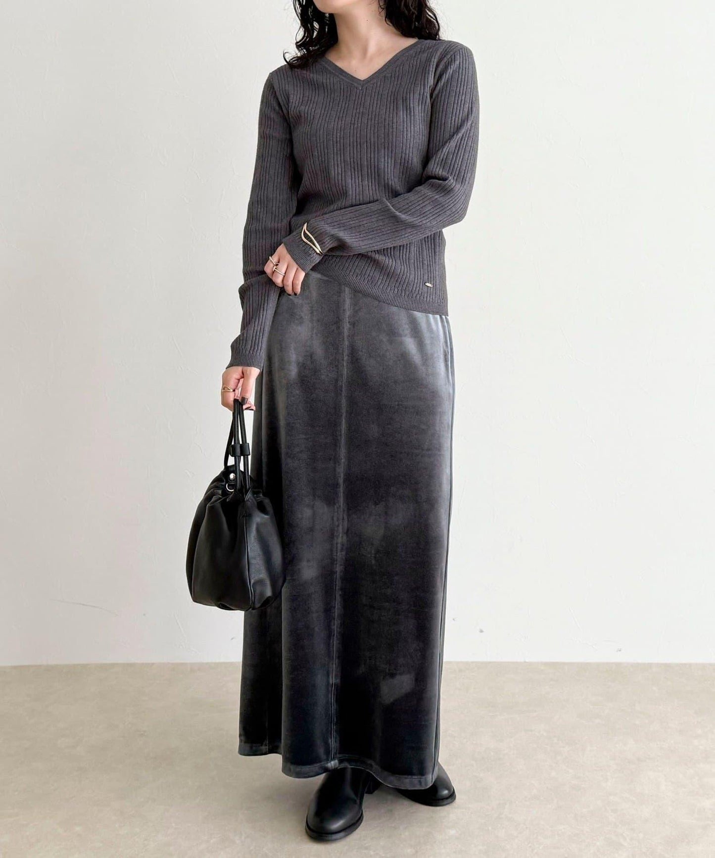 V領羅紋針織套頭衫