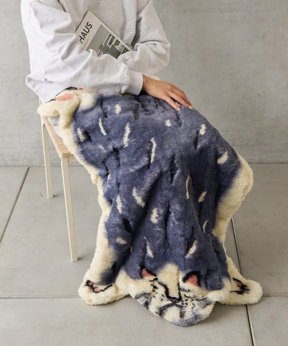 鼯鼠造型剪裁毛毯