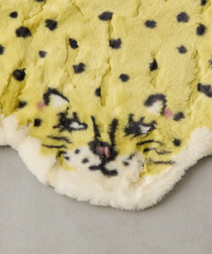 鼯鼠造型剪裁毛毯