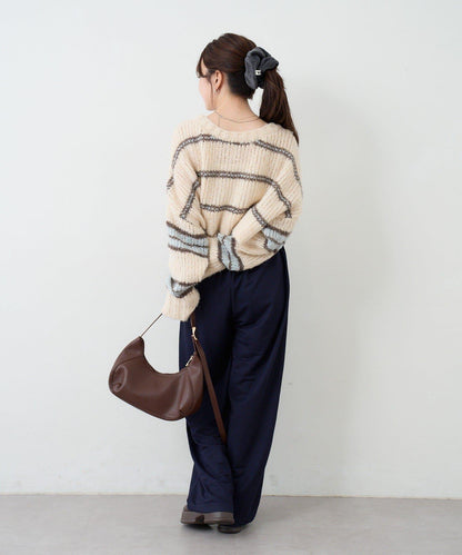 【2WAY/可收納500ml塑料瓶】半月造型單肩包