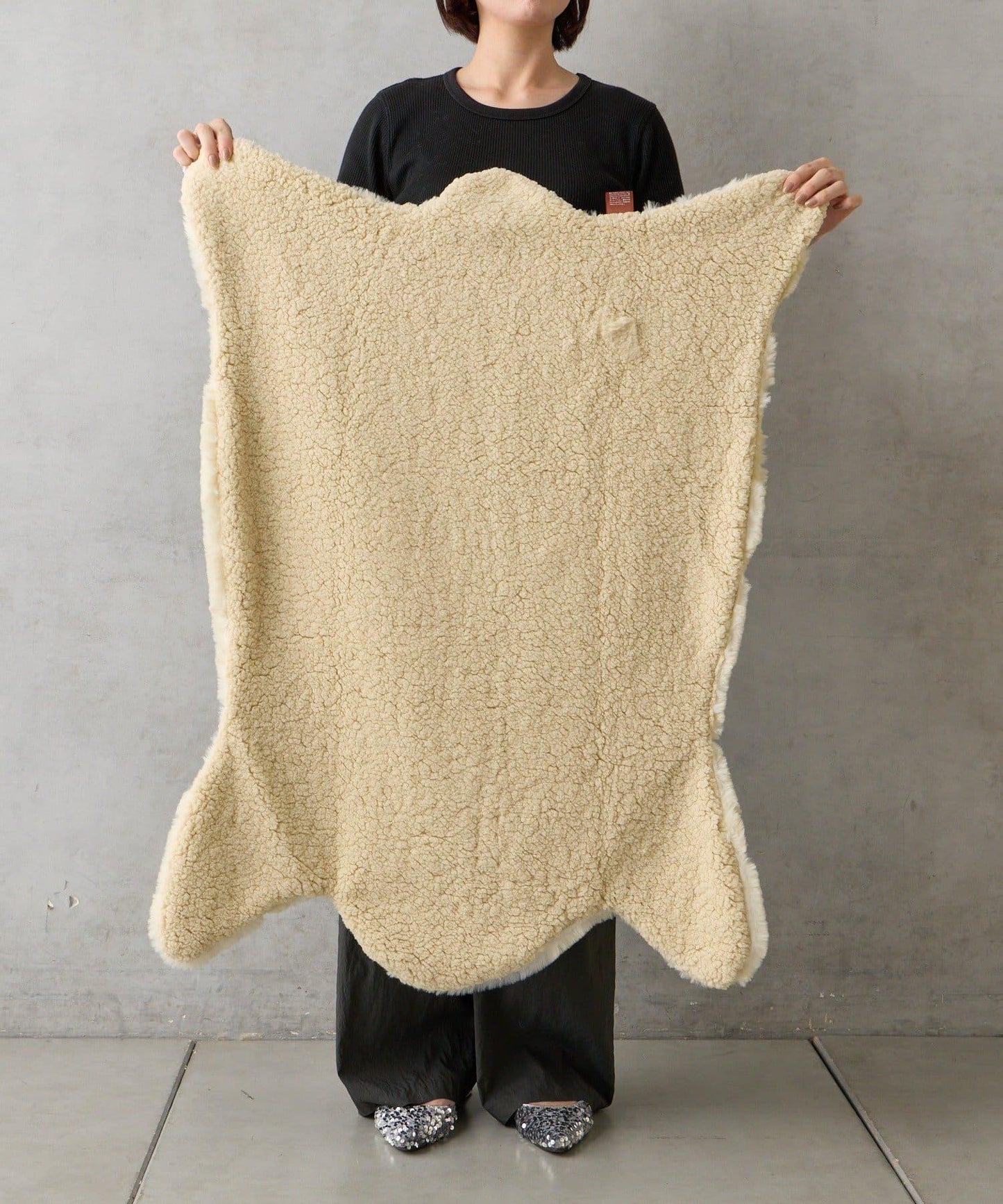 鼯鼠造型剪裁毛毯