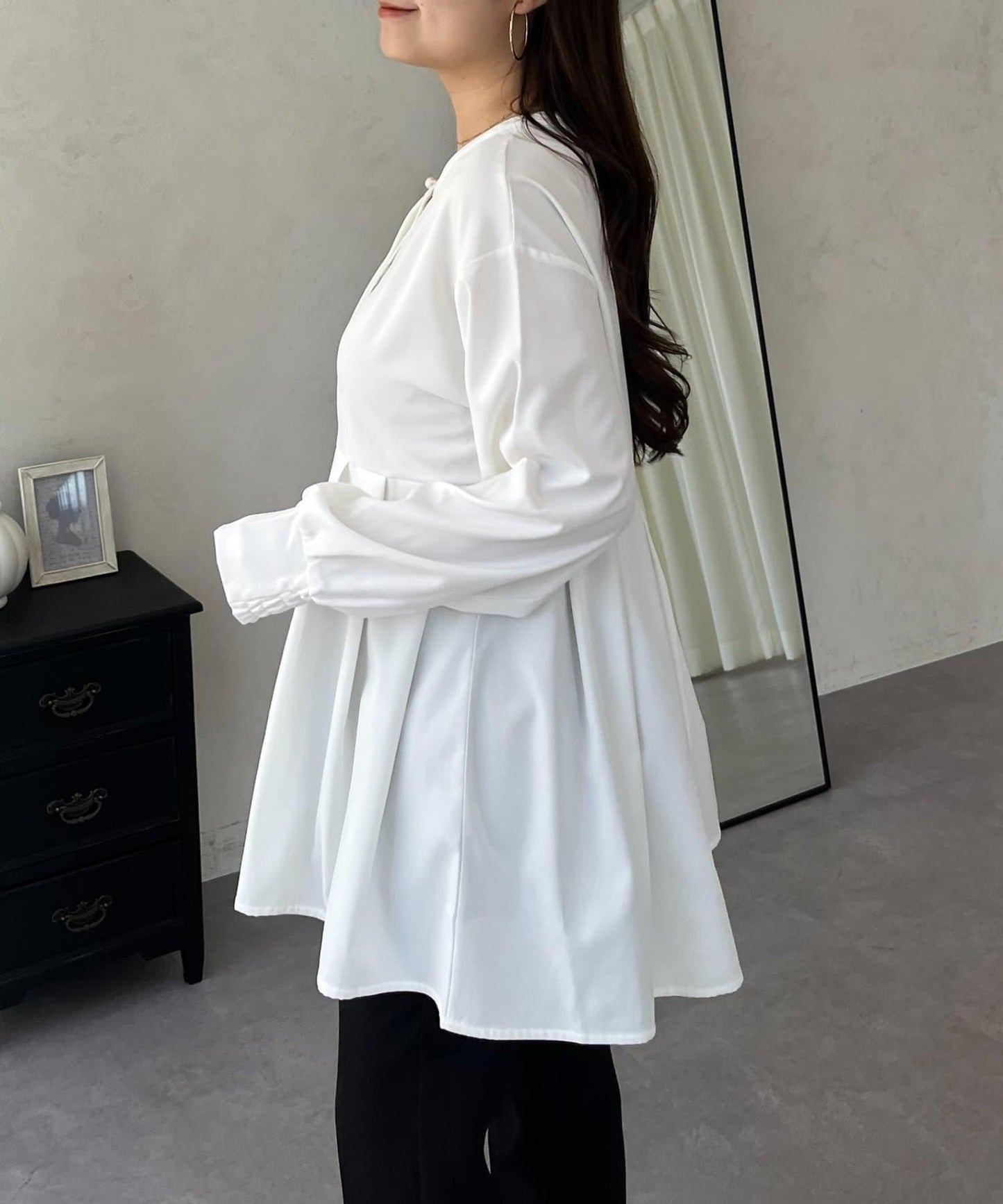 珍珠紐扣褶皺百褶荷葉邊上衣